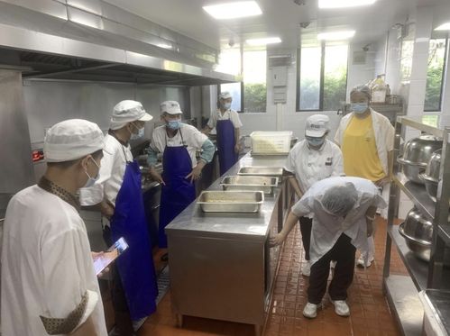广州荔湾白鹤洞街道主动监督校园食品安全，保障师生“盘中餐”取得实效